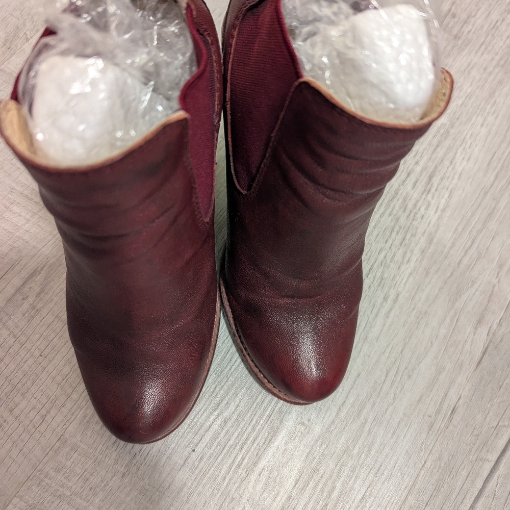 Burgundy Booties - Picture 3 of 4